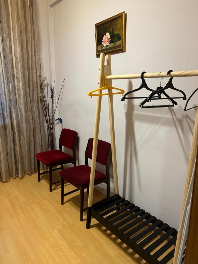 Apartment On Hanrapetutyan Street Jerevan Buitenkant foto