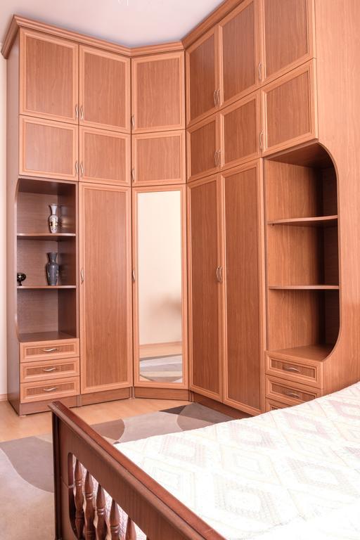Apartment On Hanrapetutyan Street Jerevan Buitenkant foto